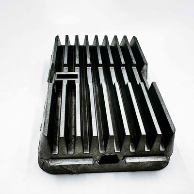 アルミニウム部品A356アルミ合金脱熱器はダイ カスト型の