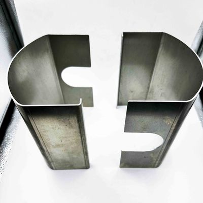 金属製造サービスを切るカスタマイズされた薄板金の製作レーザー