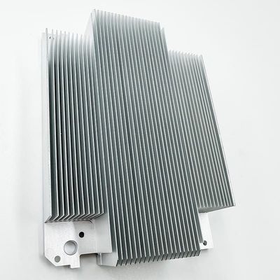 柵の運輸のための注文CNCの機械化の部品アルミニウム脱熱器