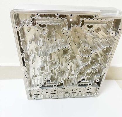 アルミ合金CNC 5Gコミュニケーション基地局のための機械化キャビティ軍の等級