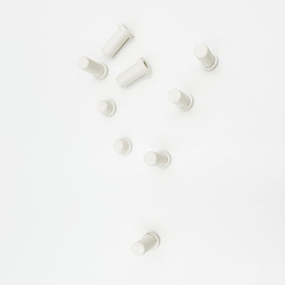 テフロン版の機械で造る円形の棒PTFE CNCは注文のかいま見部品を機械で造った