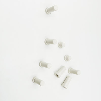 テフロン版の機械で造る円形の棒PTFE CNCは注文のかいま見部品を機械で造った